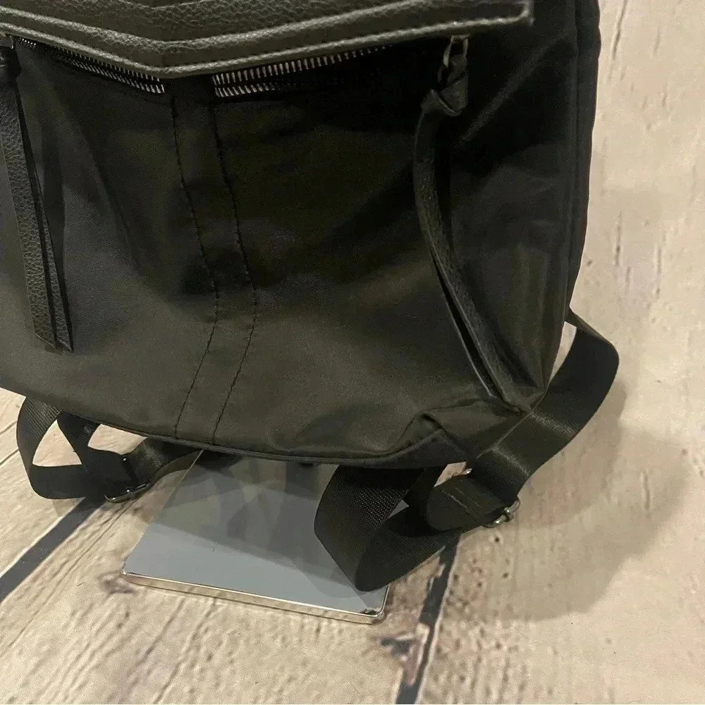 NWOT Botkier New York Black Mini Trigger Backpack - Picture 11 of 14